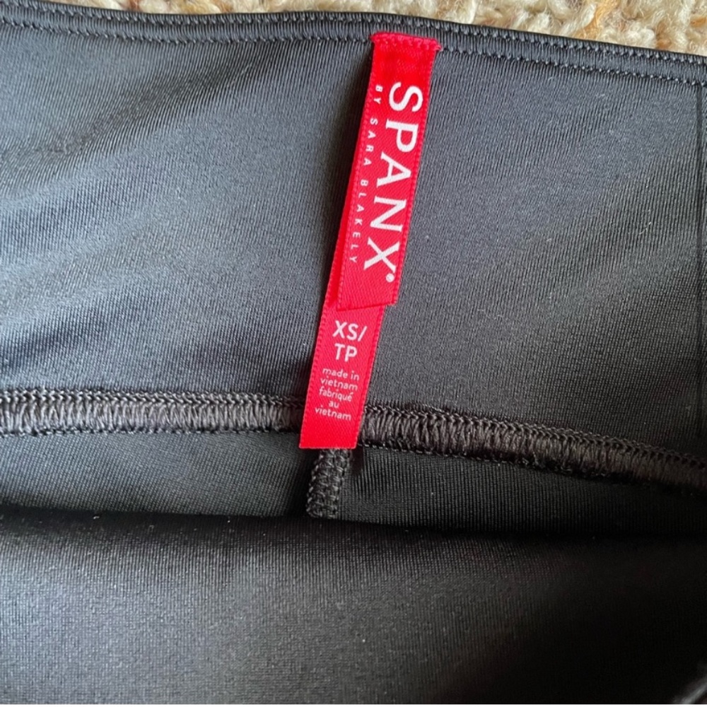 SPANX moto leggings - Picture 4 of 4